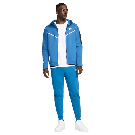 blauw wit nike tech|blauw tech fleece.